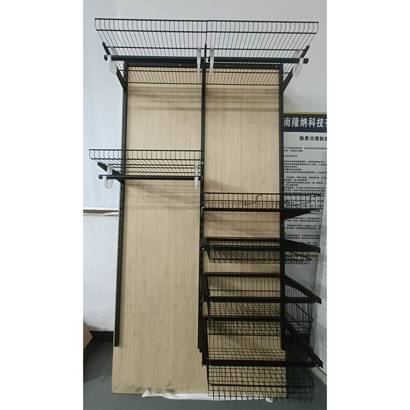 How can storage hangers achieve lightweight design while maintaining strength?